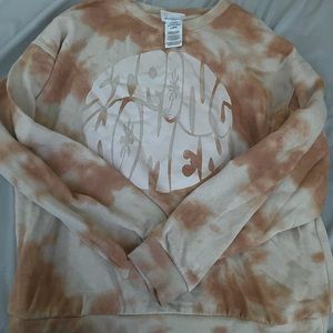 Long sleeve woman empowering shirt